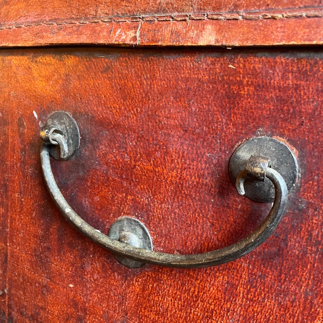 Late 19th Century Qing Dynasty (Pre-1900) Lightweight Lacquered Leather Trunk. For Sale - Image 5 of 12