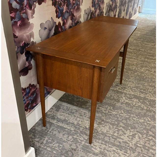 Rare MCM Merton Gershun American of Martinsville Walnut Dropleaf Desk With Aluminum Stars For Sale - Image 12 of 18