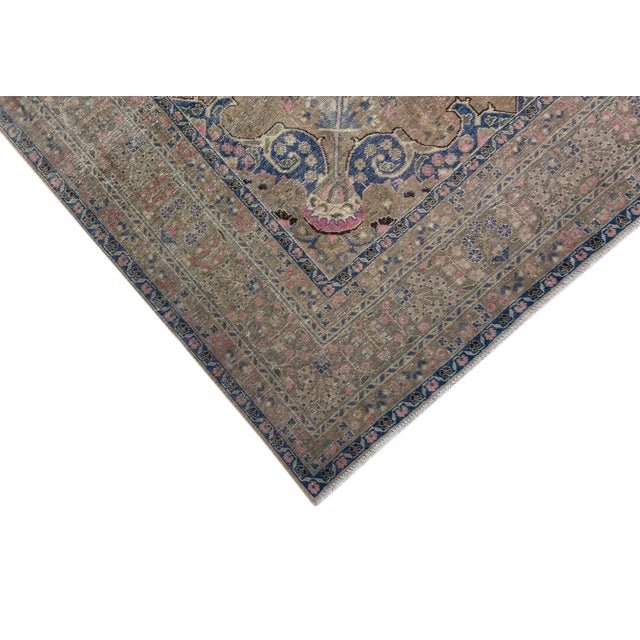 Vintage Hand-Knotted Middle Eastern Rug For Sale - Image 4 of 6