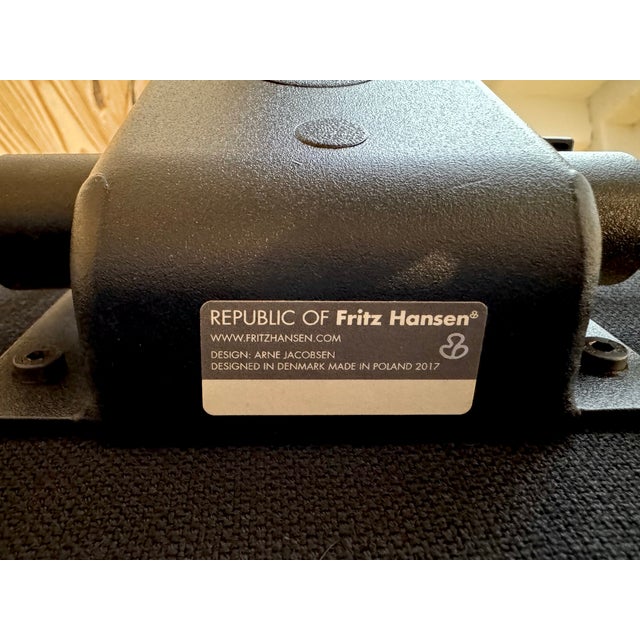 Black Arne Jacobsen Oxford Classic Low-Back Chair For Sale - Image 8 of 8