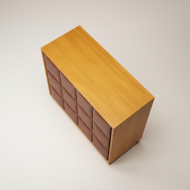 Mid-Century Modern Gilbert Rohde for Herman Miller Modern Upholstered Chest 4140 - Art Deco Style For Sale - Image 3 of 9