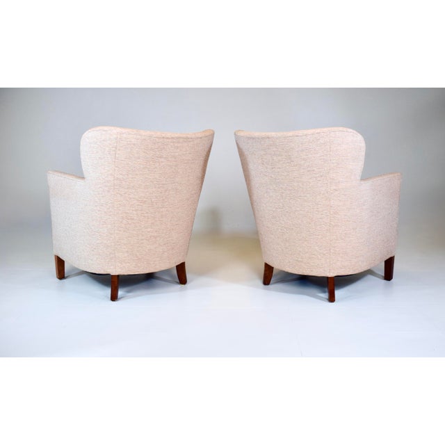 Lee Industries Accent Club Chairs Model 1367-01, Pair For Sale - Image 9 of 12