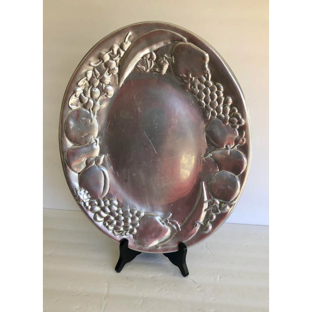 Mid-Century Modern Vintage The Wilton Co. Fruit Medley Aluminum Serving Tray Platter For Sale - Image 3 of 6