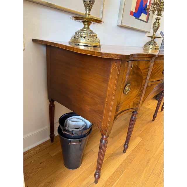 English Late 18th Century Early Sheraton Period Serpentine Sideboard in Flame Mahogany With Boxwood Inlay For Sale - Image 3 of 9