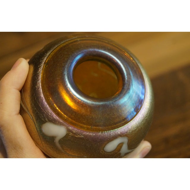 Late 1900s Robert Held Art Glass Iridescent Vase For Sale - Image 4 of 9