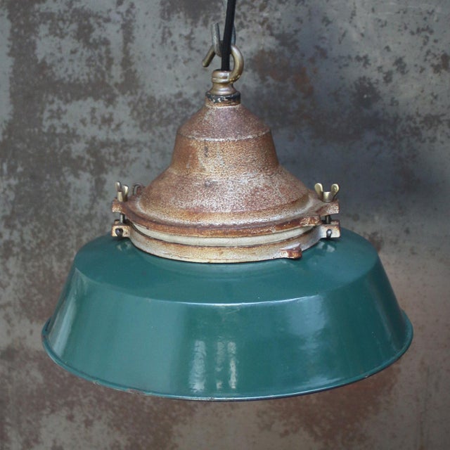 Vintage Industrial French Green Enamel Wall Light from Sammode, France For Sale - Image 4 of 5