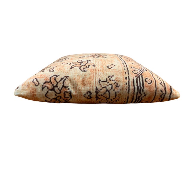 " Luxurious Sofa Cushions – Persian Rug InspiredPlush, premium cushions featuring intricate patterns and rich colors...