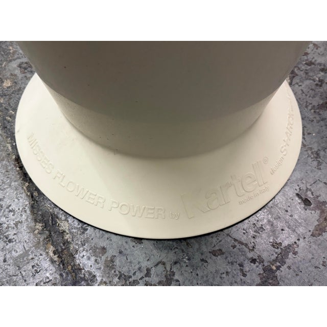 Mid-Century Modern Philippe Starck for Kartell Misses Flower Power Vases, Pair For Sale - Image 3 of 12