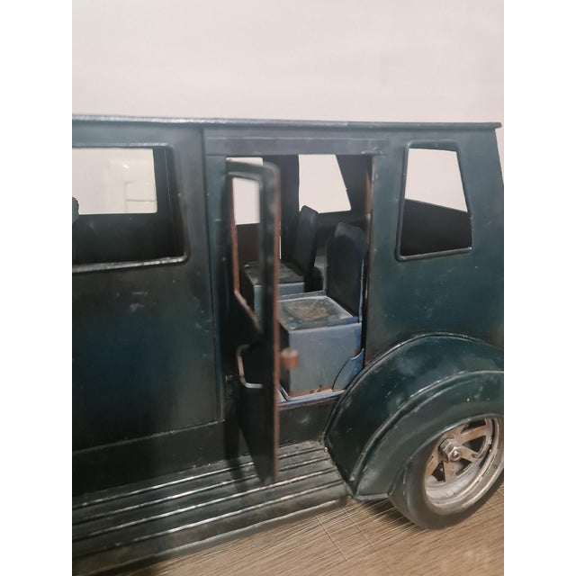 Traditional 2000s Carro a Escala De Metal Model Car For Sale - Image 3 of 6
