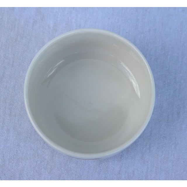 White 1994 Vintage Villeroy & Boch German Foxwood Tales Golfing Rabbit Porcelain Trinket Box With Lid. For Sale - Image 8 of 10