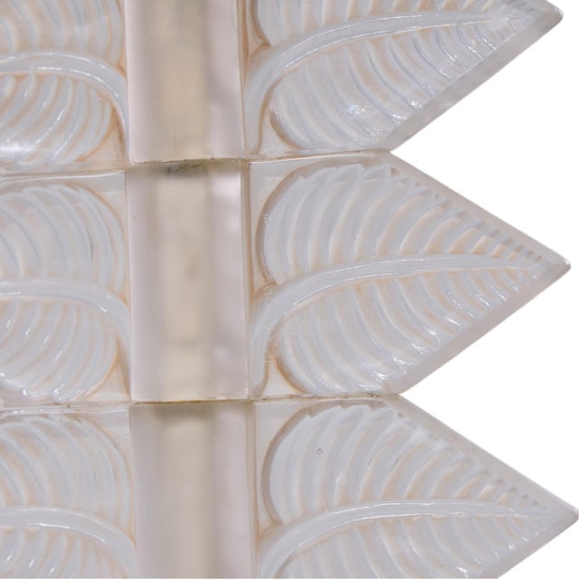 Glass Early 20th Century French René Lalique Feuilles French Crystal Table Lamp For Sale - Image 7 of 8