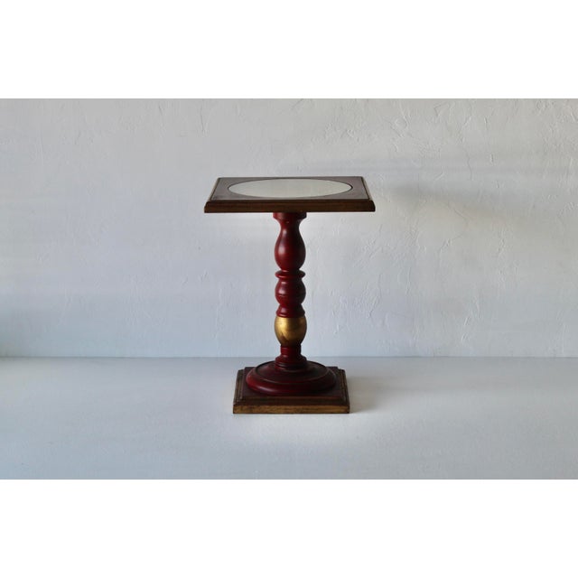 Vintage Italian Florentine Style Gold Gilt Wood Pedestal Side Table Glass Insert For Sale In Miami - Image 6 of 13