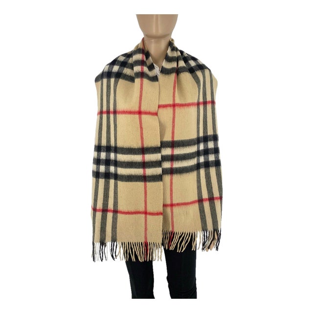 Burberry Light Beige Plaid 100% Cashmere Scarf For Sale