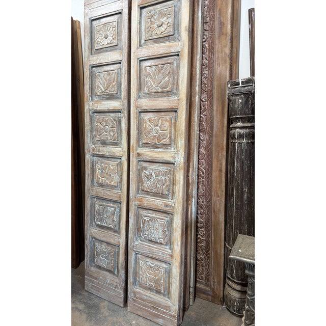 Antique Hand-Carved Floral Wood Door Panels | Pair of Vintage Barn Doors 80x29 For Sale In Orlando - Image 6 of 8