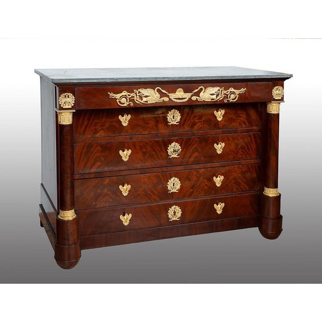 Wood Antique Empire Style Chest of Drawers in Mahogany Veneer with a Gray Bardiglio Marble Top, France, Early 19th Century For Sale - Image 7 of 7