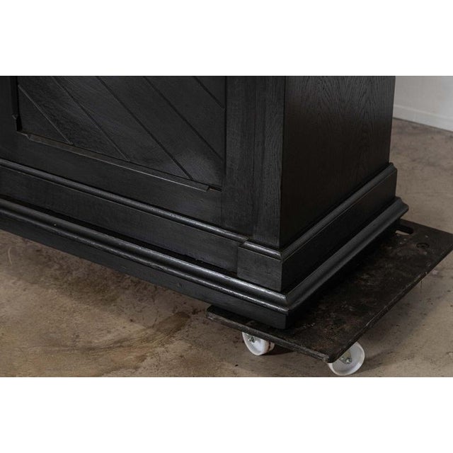 Large 19th Century English Ebonised Oak Glazed Bookcase, 1880s For Sale - Image 13 of 17