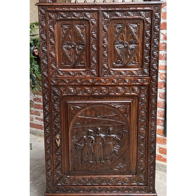 1900 - 1909 Antique French Carved Chestnut Cabinet Bonnetiere Armoire Breton Brittany Bookcase For Sale - Image 5 of 12