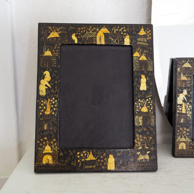Pair of Vintage Hand Painted Black Lacquered Chinoisere Picture Frames For Sale - Image 4 of 13