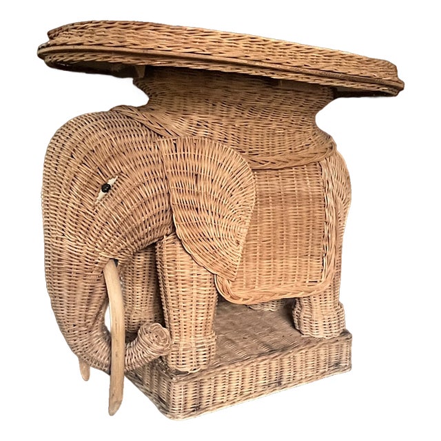 Vintage Woven Wicker Elephant Tray Side Drinks Table With Wood Tusks, Tropical Regency Style For Sale