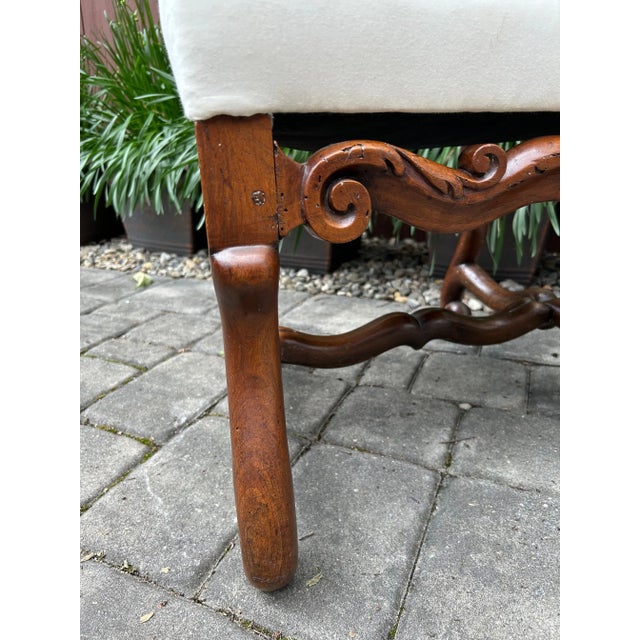 Wood Louis XIV Mutton Bone Armchair, Early 18th Century For Sale - Image 7 of 11
