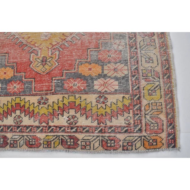 Vintage Distressed Turkish Area Rug, Faded Traditional Motif in Muted Earth Tones For Sale - Image 9 of 9
