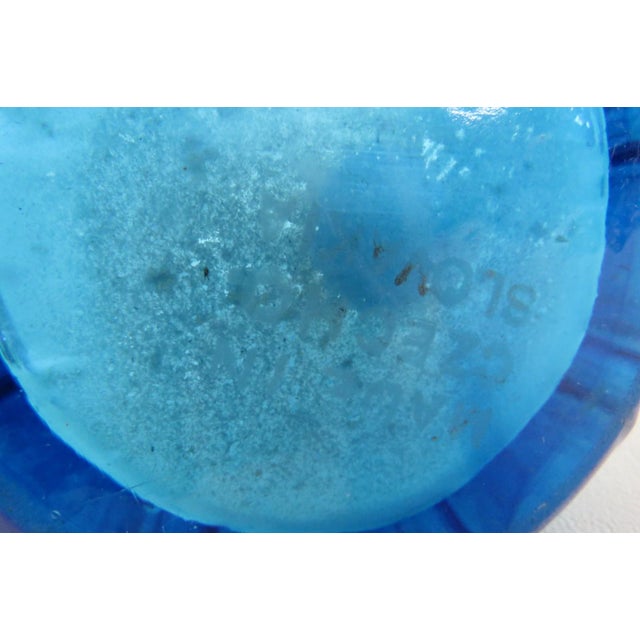 Blue Jacob Ragosin Blue Glass Seltzer Bottle Dave Roth Made in Czechoslovakia 4854b For Sale - Image 8 of 11