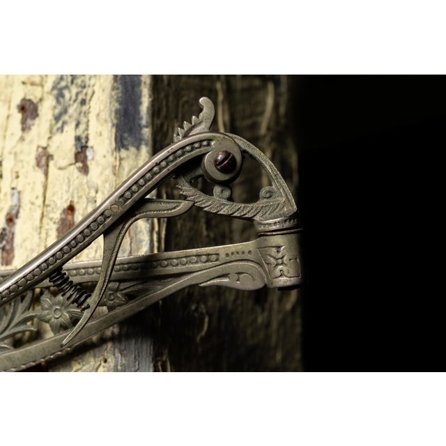 1890s Kato Manufacturing Adjustable Wall Mirror For Sale - Image 10 of 13