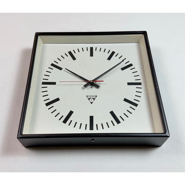 1980s Industrial Black Square Wall Clock from Pragotron, 1980s For Sale - Image 5 of 18