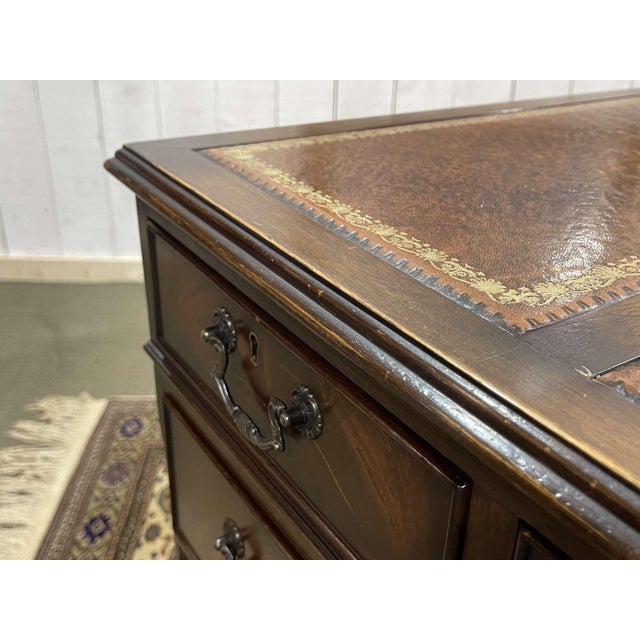 English Desk with Mahogany Pedestals and Leather Top, 1950s For Sale - Image 9 of 18
