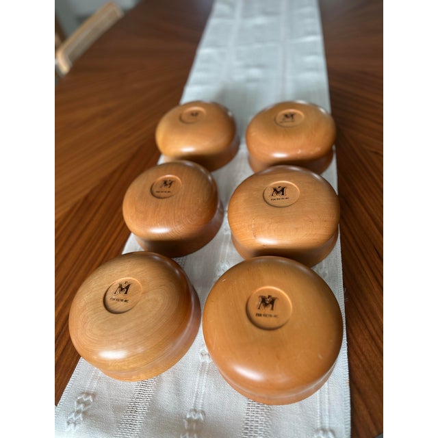 1970s Italian Manzoni Pietro for Vietri Olive Wood Salad Bowl Set- 7 Pieces For Sale - Image 9 of 11