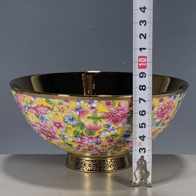 Chinese Chinese Yellow Ground Millefleur Porcelain Bowl With Gilt Interior For Sale - Image 3 of 9