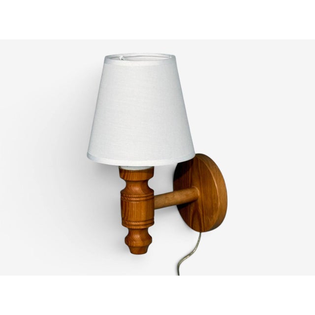 Frits Lindgren, Swedish Modern, Wall Sconce, Pine, Sweden, 1960s For Sale - Image 4 of 10