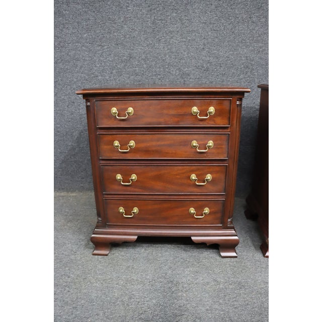 Henkel-Harris Georgian Style Mahogany Four-Drawer Chests, Pair, 2000 For Sale - Image 14 of 15