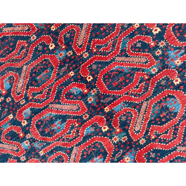 Late 20th Century Hand-Knotted Paisley Tribal Rug – Bold Red & Navy Pattern – 317x250 Cm For Sale - Image 14 of 18