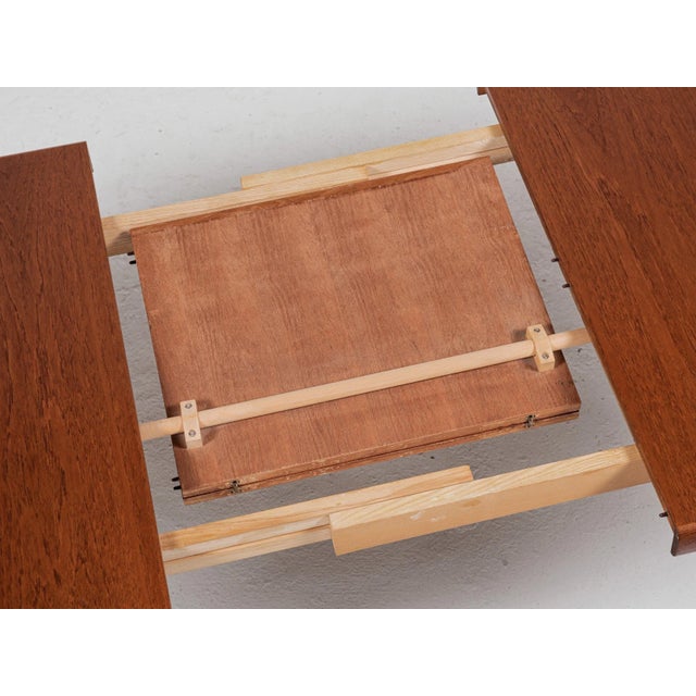 Brown Mid-Century Danish Extendable Dining Table in Teak with Rounded Corners and Butterfly Extension attributed to Johannes Andersen, 1960s For Sale - Image 8 of 13