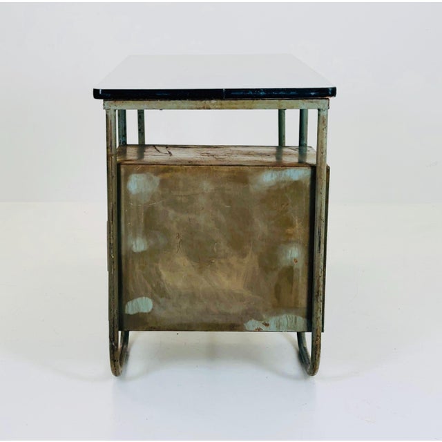 Industrial Bauhaus Tubular Steel Desk from Vichr & Co., 1930s For Sale - Image 6 of 11