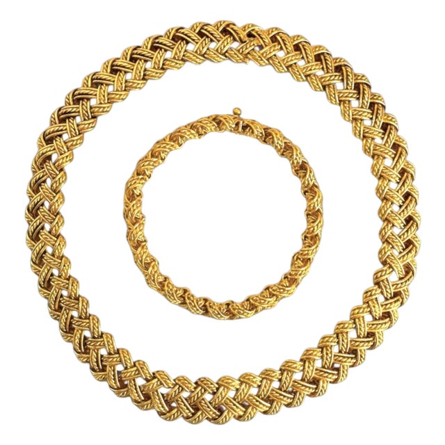 Boucheron Two-Piece Necklace and Bangle Set in 18 Karat Yellow Gold 165 Grams For Sale
