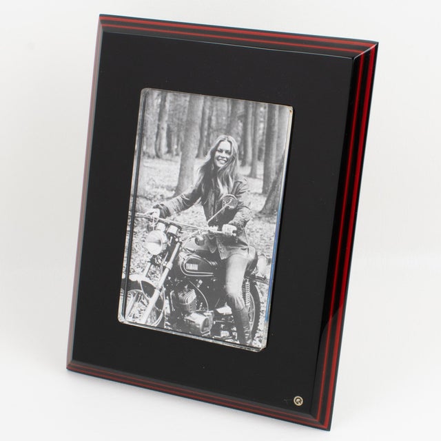 Mid-Century Modern Rede Guzzini Modernist Lucite Picture Frame, circa 1970 For Sale - Image 3 of 9
