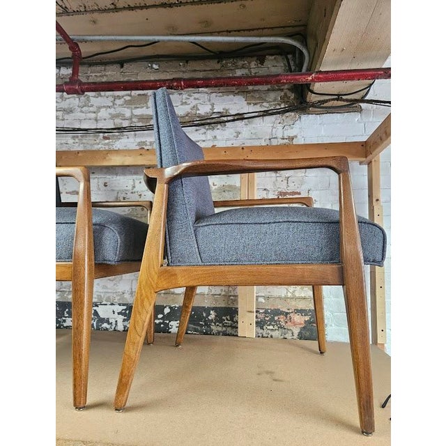 Pair of Mid-Century Modern Accent Chairs - Gray (New Fabric) For Sale - Image 4 of 8