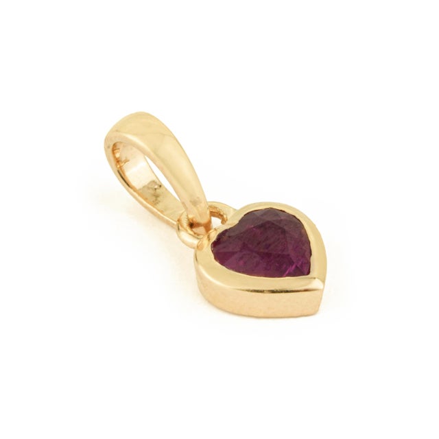 Victorian Heart-Cut Natural Ruby Bezel Set Solitaire Pendant in 14k Gold For Sale - Image 4 of 15
