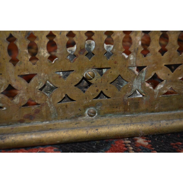 Antique English Reticulated Brass Curved Ends Fireplace Fender W/ Lion Faces For Sale - Image 16 of 16