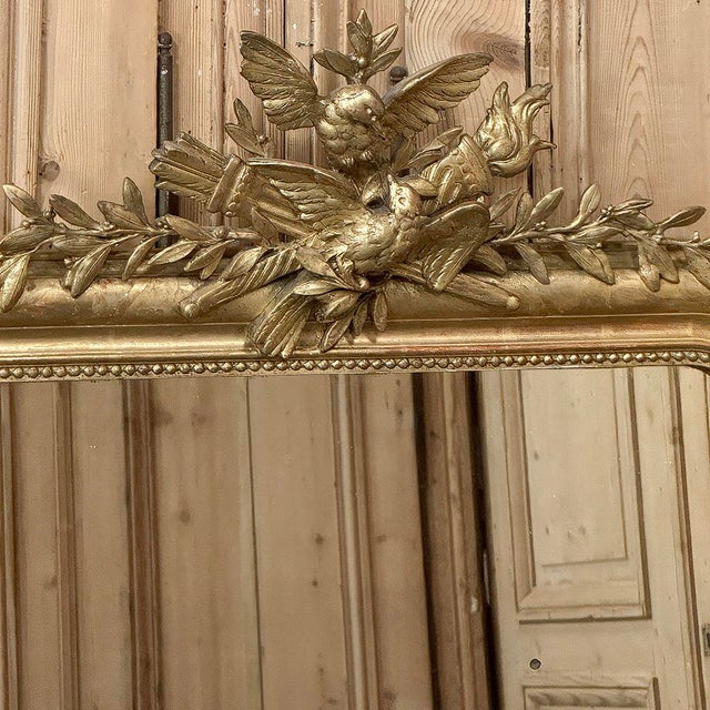 Bronze 19th Century French Louis XVI Giltwood Mirror With Lovebirds For Sale - Image 8 of 17