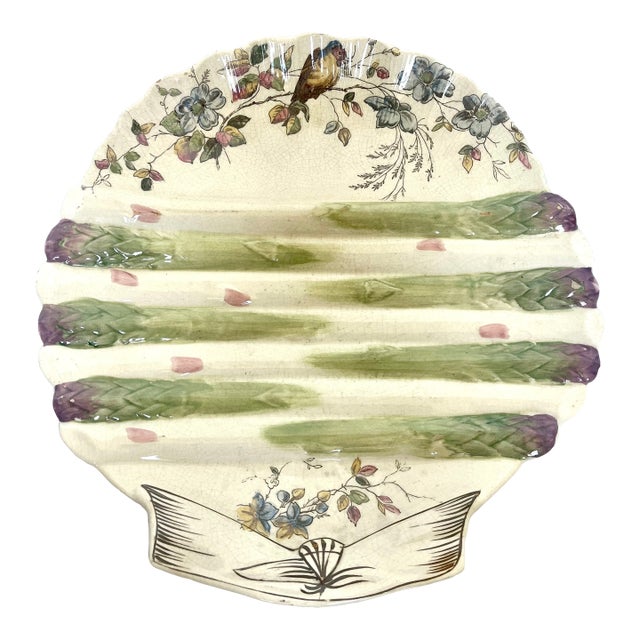 1890s English Majolica Shell Shape Asparagus Plate For Sale
