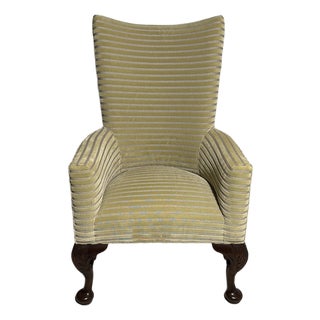 2012 Hickory Chair Company Custom Reading Chair (7602-22) For Sale