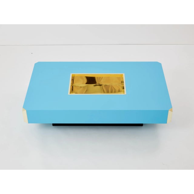 This stunning Alveo coffee table is guaranteed to be the focus of attention when you entertain guests in your living room....