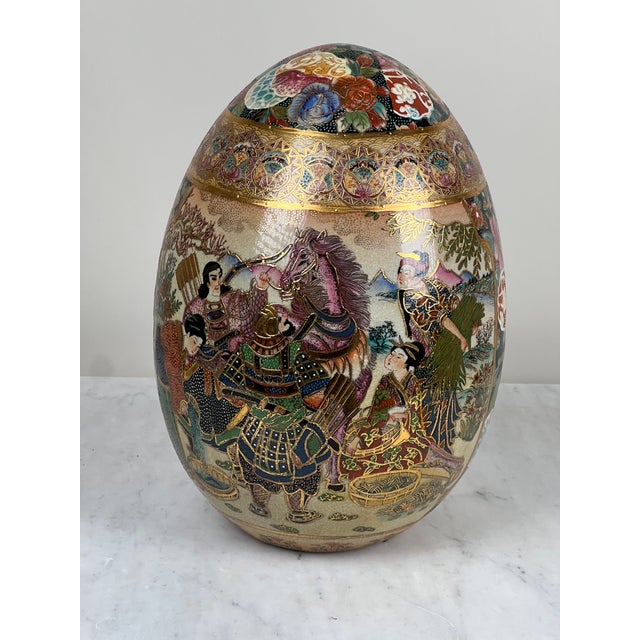 Large Antique Satsuma Porcelain Egg Chinese Export For Sale - Image 4 of 9