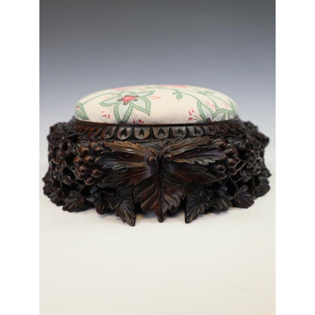 Victorian Stool in Bennison Banyan Linen, 1880 For Sale - Image 14 of 18
