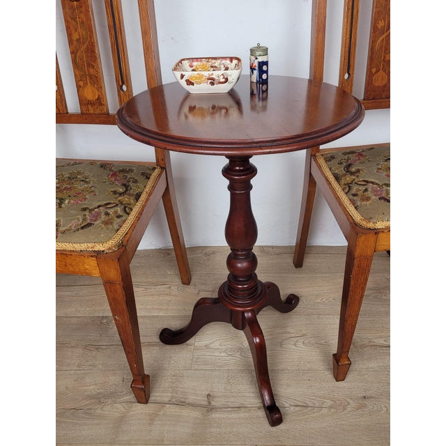 English Victorian Pedestal Tripod Table, 1890 For Sale - Image 15 of 15