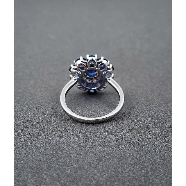 Metal 2.00 Ct Natural Sapphire & Diamond Ring, Size 7 For Sale - Image 7 of 9