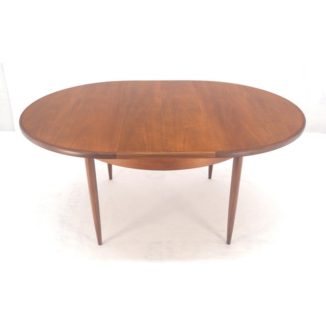 Late 20th Century Late 20th Century Danish Modern Round Teak Dining Table w/ 18" Pop Up Hide Away Leaf MINT For Sale - Image 5 of 15